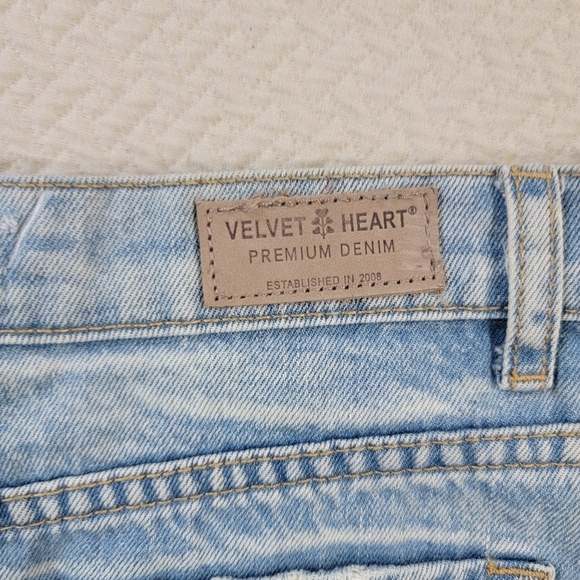 Velvet Heart Pearl Embellished Denim Skirt Distressed Frayed Hem Size 25 Boho - Picture 14 of 16